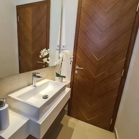 Lux In Center * ベオグラード