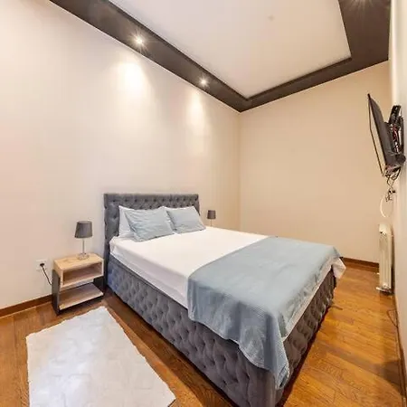 شقة Lux In Center *